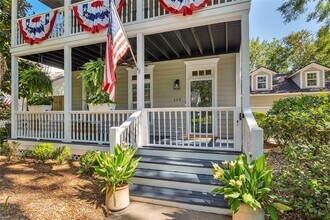112 Rosemont St in St. Simons Island, GA - Building Photo - Building Photo
