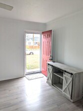 7405 Wickham Ave in Newport News, VA - Building Photo - Building Photo