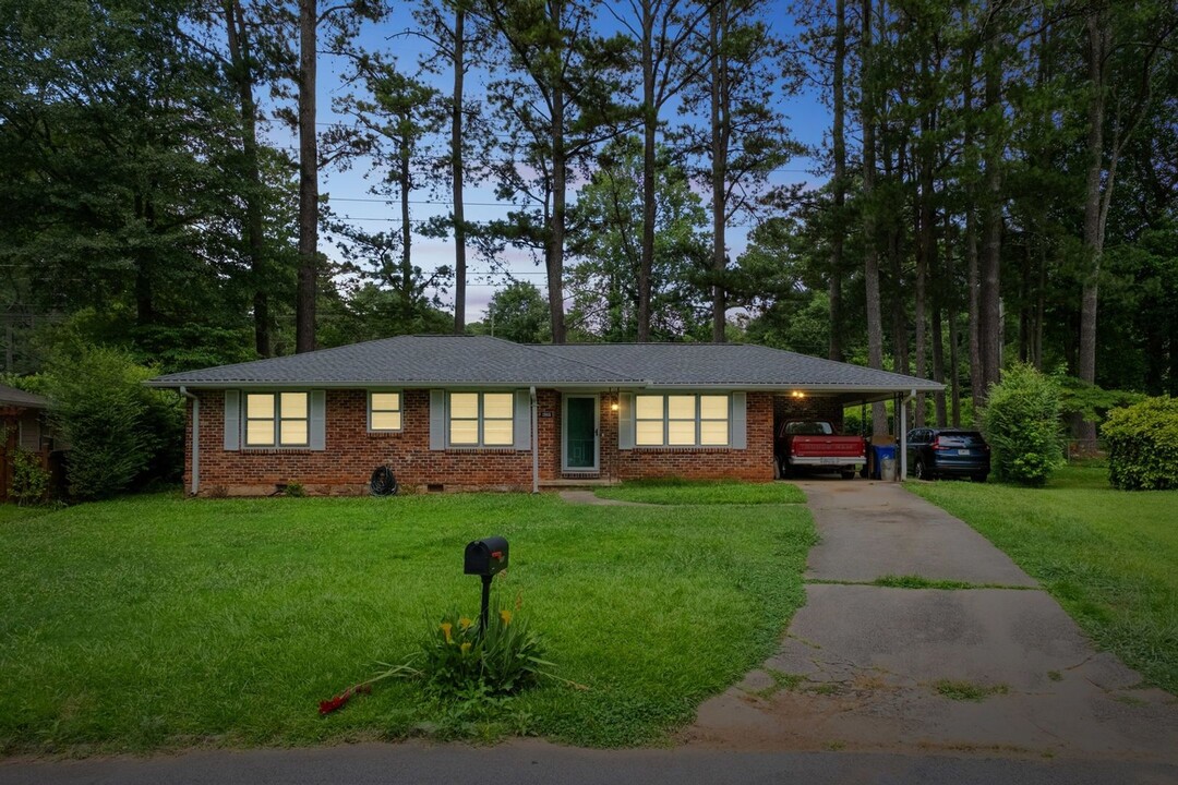 2502 Joiner Ct in Decatur, GA - Building Photo