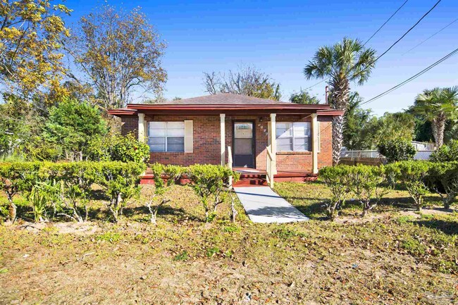 3206 N Miller St in Pensacola, FL - Building Photo - Building Photo