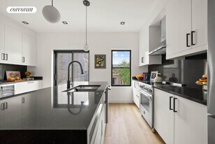 232 27th St in Brooklyn, NY - Building Photo