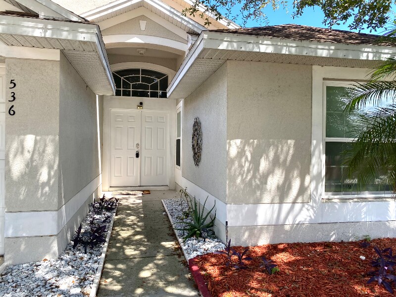 536 Cheshire Way in Davenport, FL - Building Photo