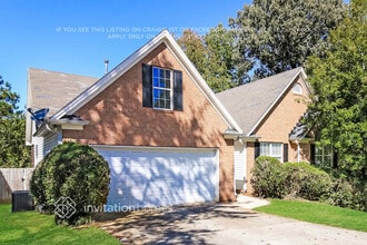160 Adams Lake Ct in Lawrenceville, GA - Foto de edificio - Building Photo