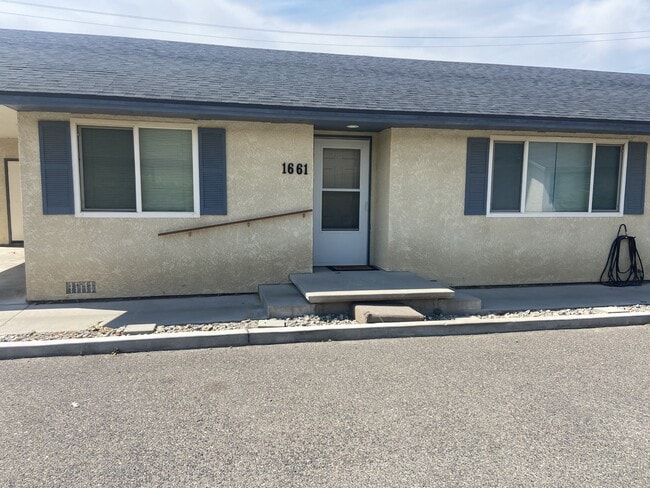 property at 1661 Kaiser St