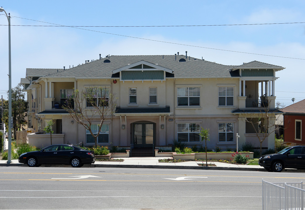 Villa Du Soleil in Ventura, CA - Foto de edificio