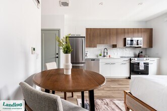 39 Railroad Ave in Haverhill, MA - Foto de edificio - Building Photo