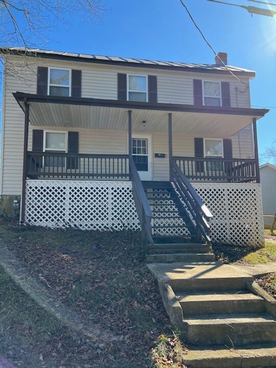 118 Davidson St in Lexington, VA - Foto de edificio