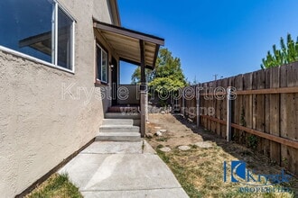 1908 Solano Ave in Vallejo, CA - Building Photo - Building Photo