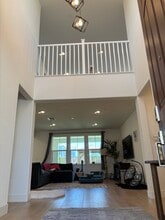8445 Kevin Whiteley Dr in Elk Grove, CA - Building Photo - Building Photo