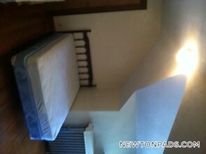 200 Commonwealth Ave, Unit 3 in Newton, MA - Building Photo - Building Photo