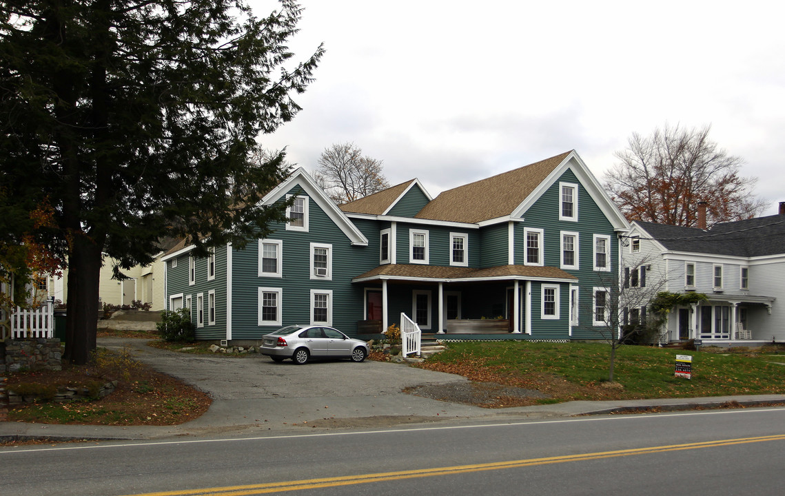 4 High St in Camden, ME - Building Photo