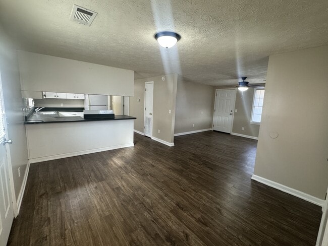 123 Lake Dr in Vidalia, GA - Building Photo - Building Photo