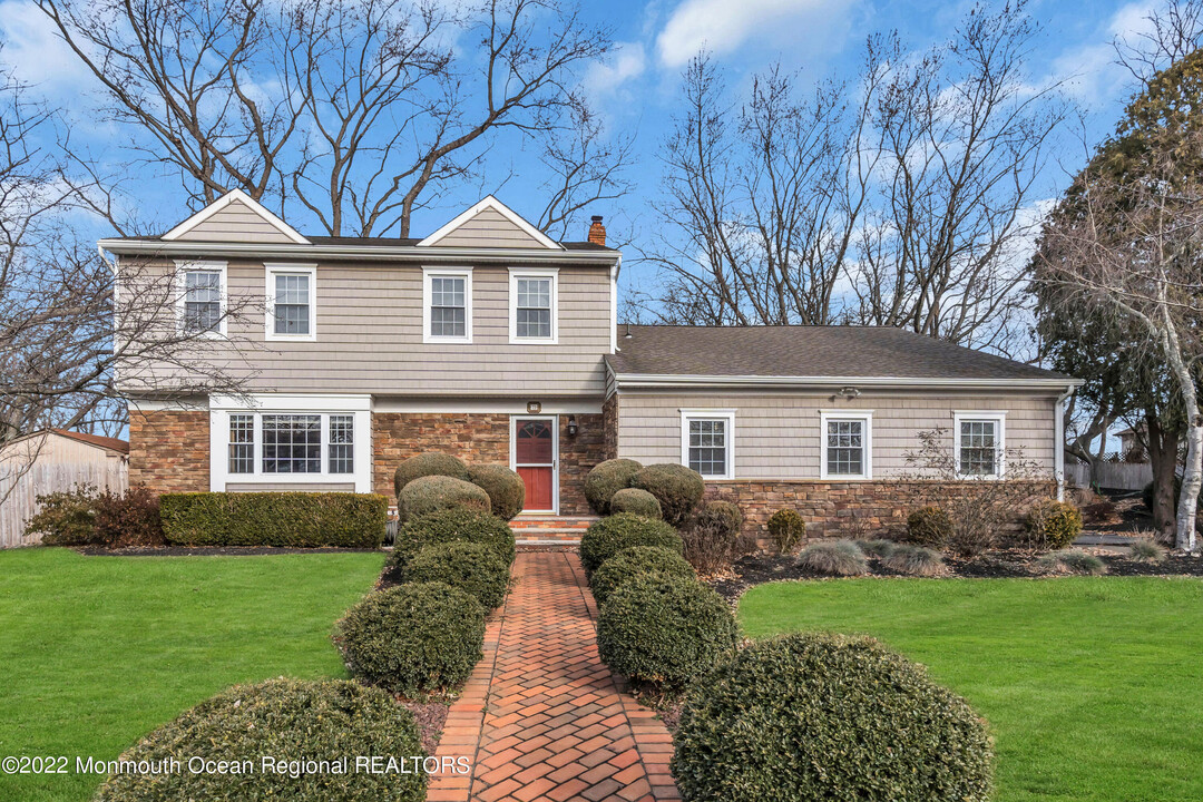 79 Cooper Ave in West Long Branch, NJ - Building Photo