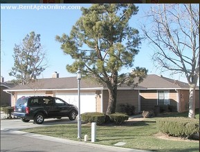 Countryside Villas in Hesperia, CA - Foto de edificio - Building Photo