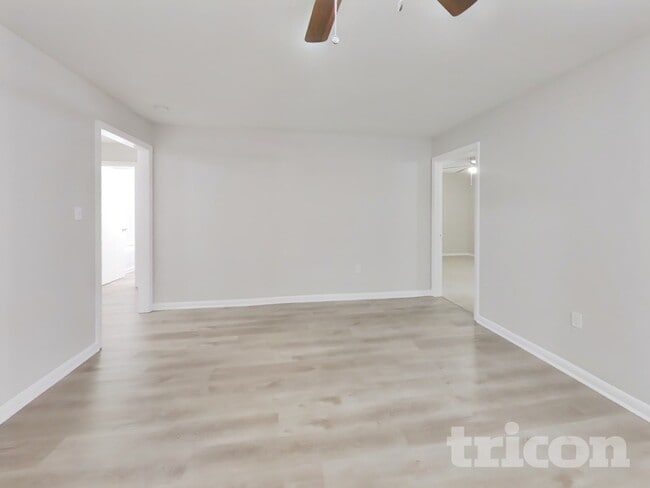 2706 Dewberry Ln in Pasadena, TX - Building Photo - Building Photo