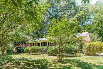 2905 Piedmont Dr in Marietta, GA - Foto de edificio - Building Photo