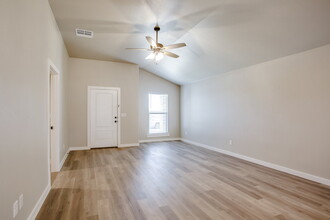 1716 141st St in Lubbock, TX - Building Photo - Building Photo