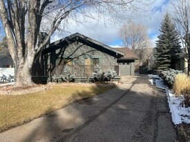 473 Stagecoach Ln in Carbondale, CO - Building Photo