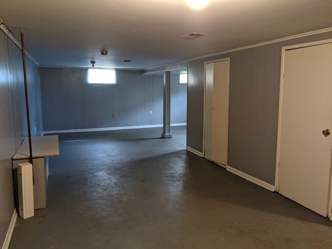 2601 Menominee Rd in Waukegan, IL - Building Photo - Building Photo