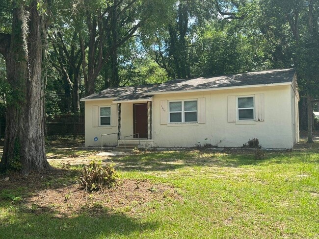 property at 1629 Rankin Ave