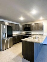 2112 N Carla Ave in Tea, SD - Building Photo