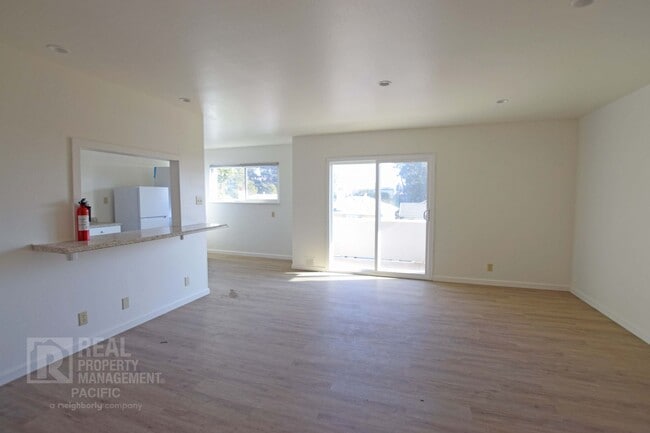 property at 2041 36th Ave