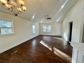 470 Barnes Mill Dr in Marietta, GA - Building Photo - Building Photo