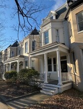 1843 W Grace St, Unit A in Richmond, VA - Foto de edificio - Building Photo