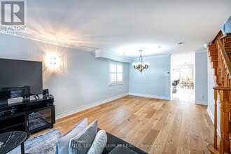 641 Caledonia Rd in Toronto, ON - Building Photo - Building Photo