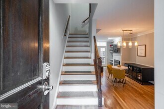 1221 Portner Rd in Alexandria, VA - Building Photo - Building Photo