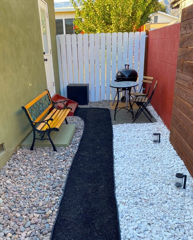 1403 Bloomdale St, Unit Studio Apt in Duarte, CA - Building Photo - Building Photo