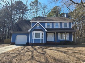 6172 Lakeway Dr in Fayetteville, NC - Building Photo