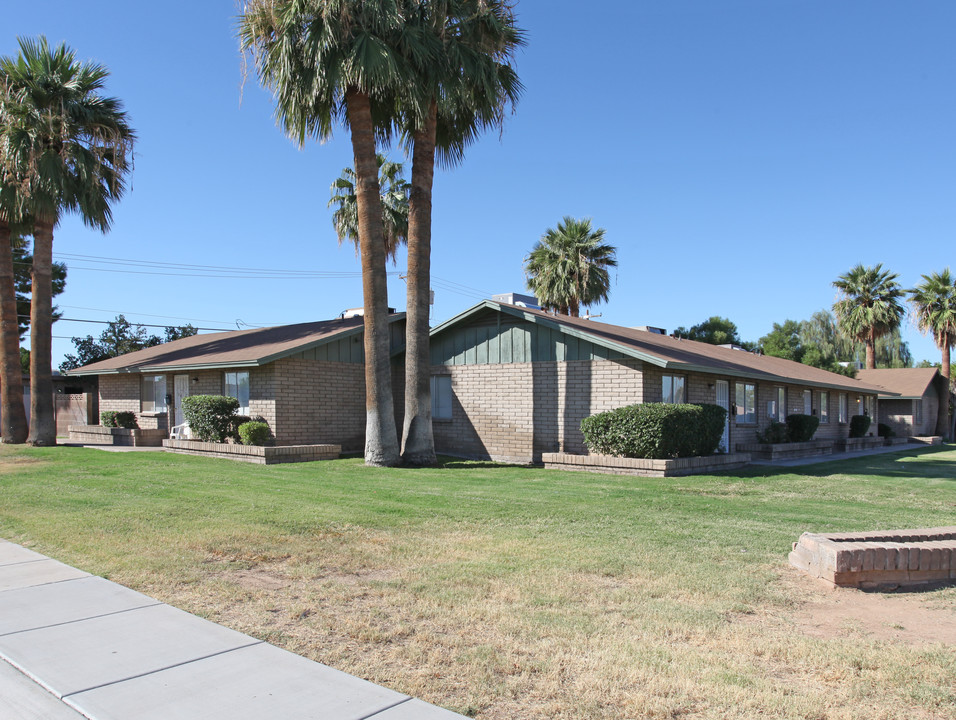 1101 W Erie St in Chandler, AZ - Foto de edificio