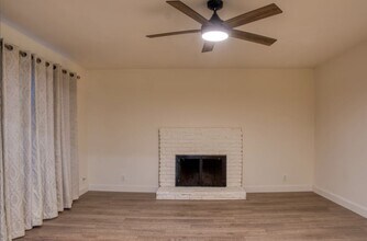 1009 E Alexander Ave in Merced, CA - Building Photo - Building Photo