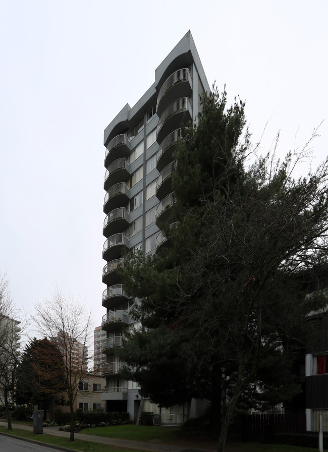 Pat Rose Place in Vancouver, BC - Building Photo - Building Photo