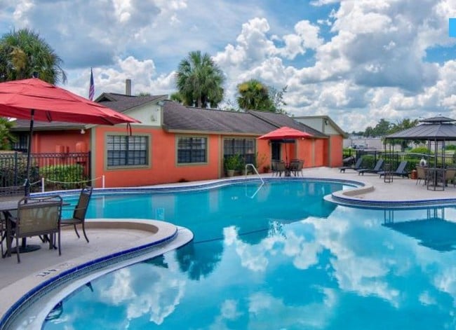 Walden Lakewood in Plant City, FL - Building Photo - Building Photo