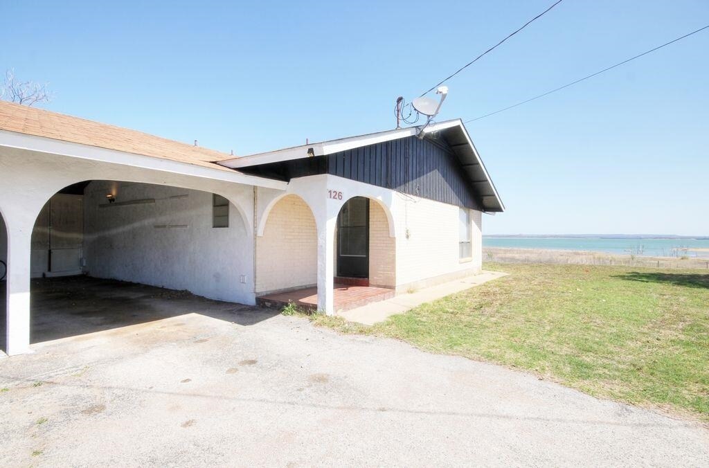 126 Lake Breeze Dr in Buchanan Dam, TX - Building Photo
