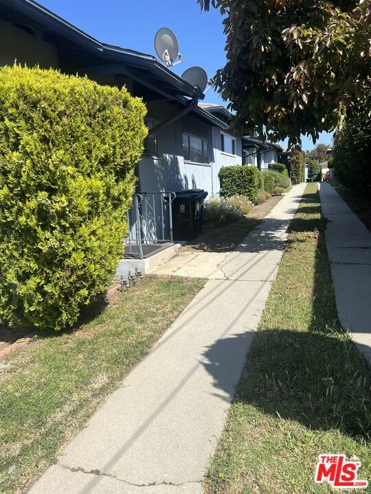 property at 714 Cory Dr
