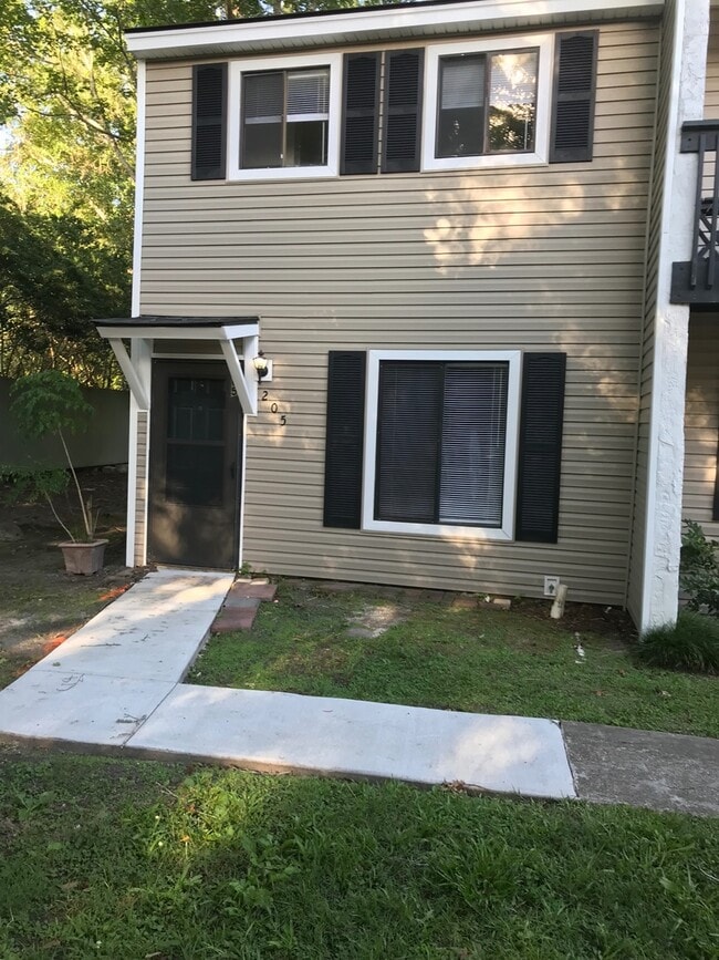 property at 401 Golf Rd