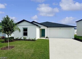 17225 Cantu Ct in North Fort Myers, FL - Building Photo