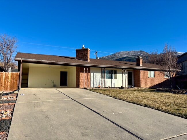 763 S Sunset Dr in Cedar City, UT - Building Photo - Building Photo