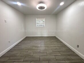 2328 Stillwater Ave in Apopka, FL - Building Photo - Building Photo