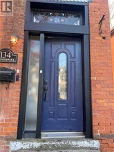 134 Stinson St in Hamilton, ON - Building Photo - Building Photo