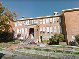Harrison School in Roanoke, VA - Building Photo