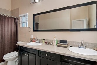 1070 Fifth Avenue in Chula Vista, CA - Building Photo - Building Photo