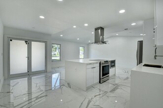 637 Ibis Dr in Delray Beach, FL - Building Photo - Building Photo