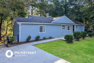 295 Highland Cir in Stockbridge, GA - Building Photo - Building Photo