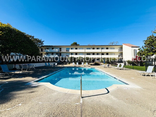 property at 500 Glenwood Cir