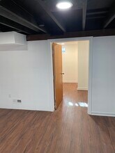 1217 Scott Ave, Unit Scott Ave in Ames, IA - Foto de edificio - Building Photo