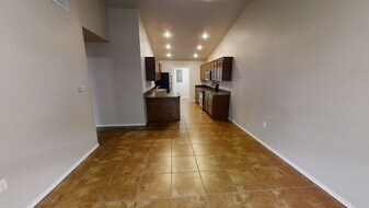 1105 W 15th St in Portales, NM - Building Photo